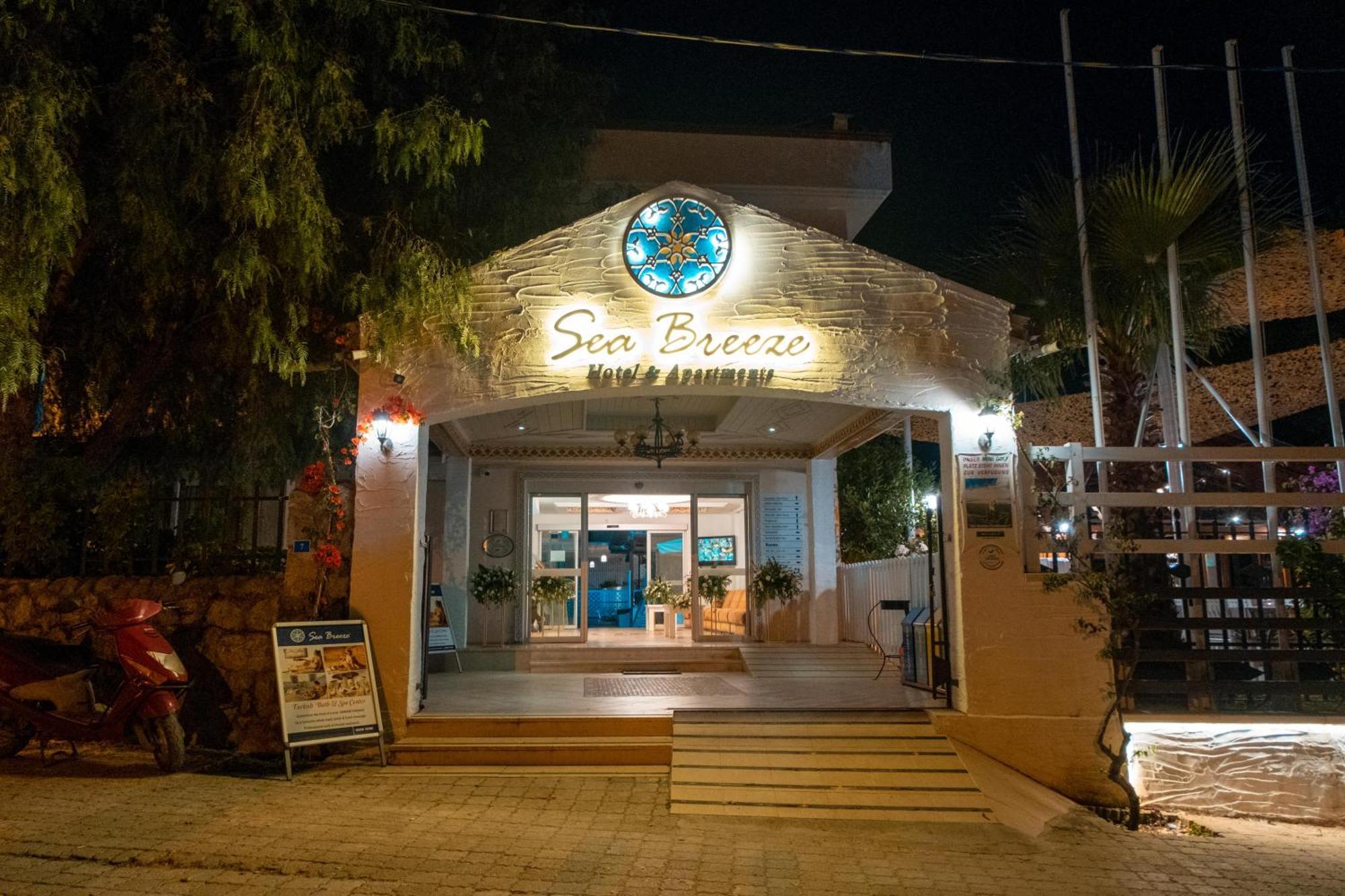 Sea Breeze Hotel And Apartments Oludeniz Ngoại thất bức ảnh